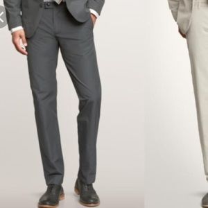 NWT Gap Khakis Tailored Straight Fit, Grey, 38x32